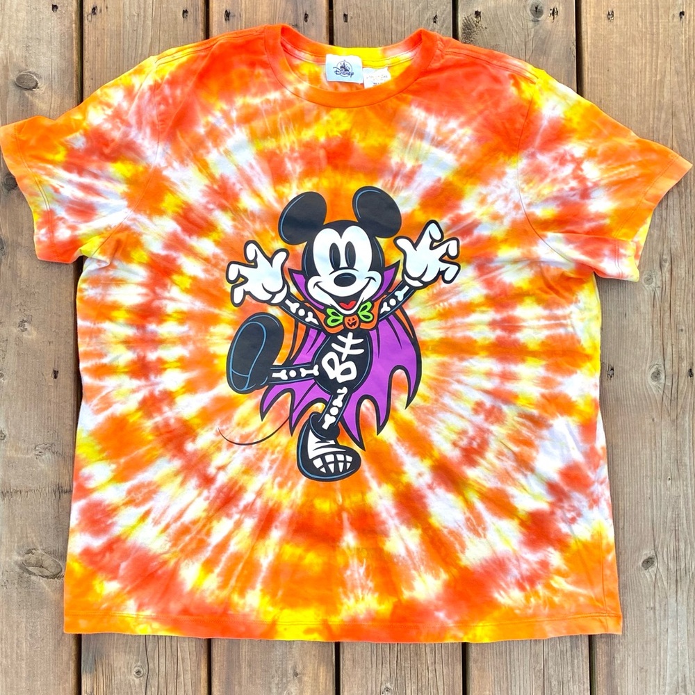 2024 Disney Parks Halloween Vampire Mickey Candy Corn Orange Tie Dye T-Shirt L